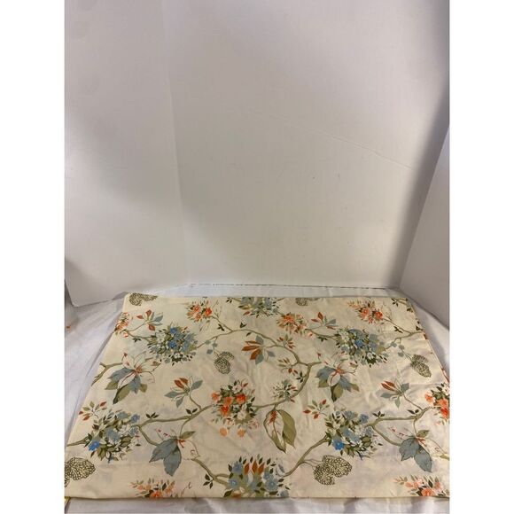 Fieldcrest pillow cases 2 matching Made in USA flowers 30x20" - Picture 3 of 5